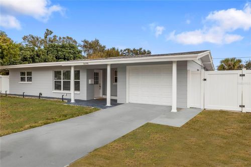 5698 38th Ave N, St Petersburg, FL, 33710-1924 | Card Image