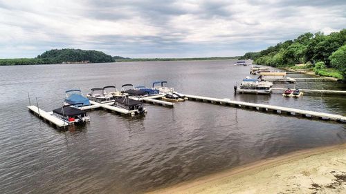 Bldg 18 1-2 Greenway Ct, Wisconsin Dells, WI, 53965 | Card Image