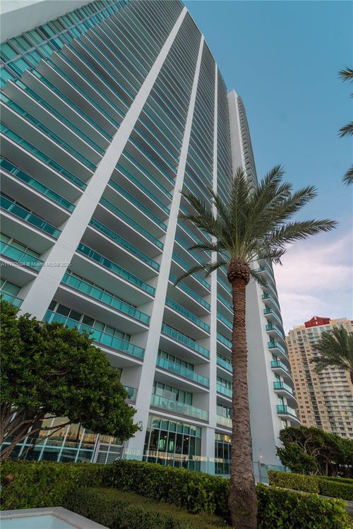 apt-3607-1331 Brickell Bay Dr, Miami, FL, 33131-3686 | Card Image