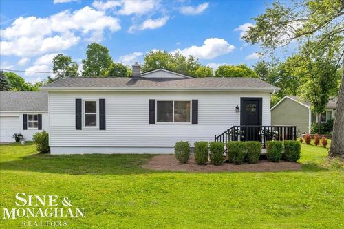 985 Fairledge St, Lake Orion, MI, 48362-2615 | Card Image