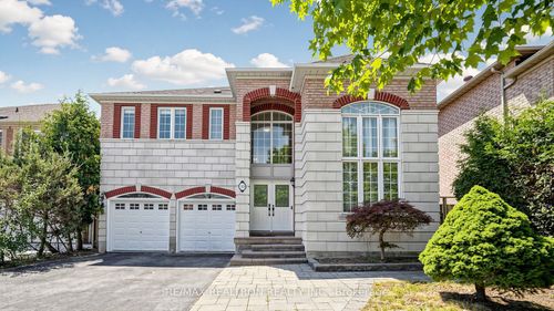 10 Fountain Crt, Richmond Hill, ON, L4S2K4 | Card Image