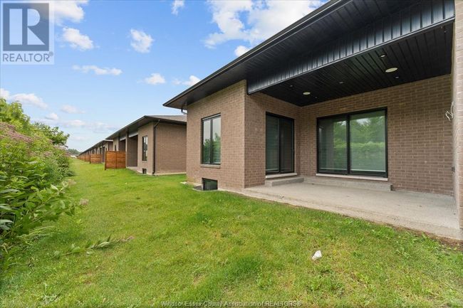 506 Lily Mac Blvd, Townhouse with 2 bedrooms, 2 bathrooms and null parking in Windsor ON | Image 34