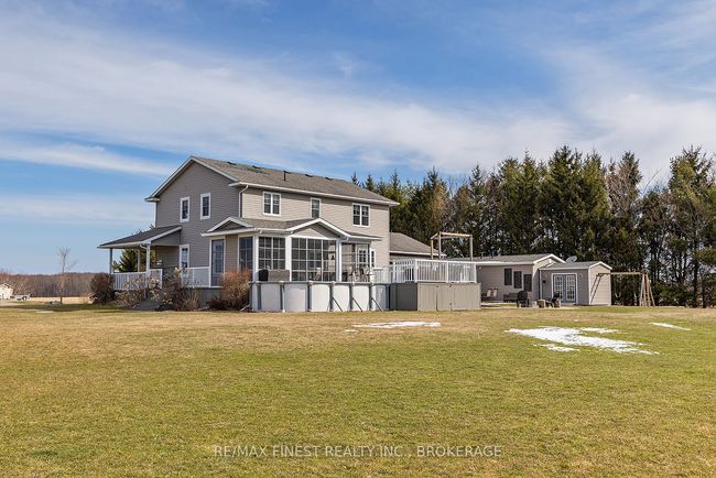 29 Cummings Rd, House other with 6 bedrooms, 5 bathrooms and 6 parking in Lyn ON | Image 33