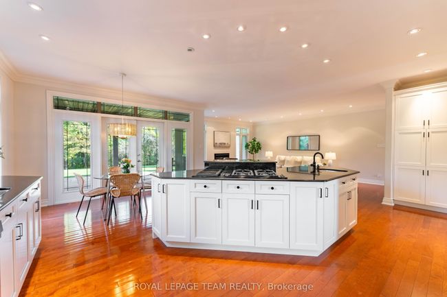 5422 Wadell Crt, House other with 4 bedrooms, 4 bathrooms and 6 parking in Manotick ON | Image 12