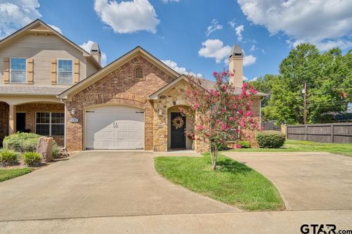 901 Wilcrest Place, Longview, TX, 75604 | Card Image