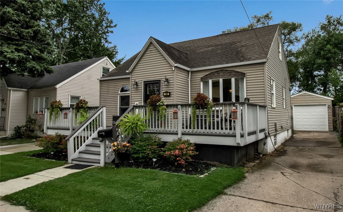 Eugene Ave, Buffalo, NY 14216
