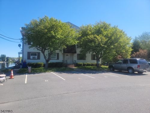 h-390 Shore Dr, Montague, NJ, 07827 | Card Image