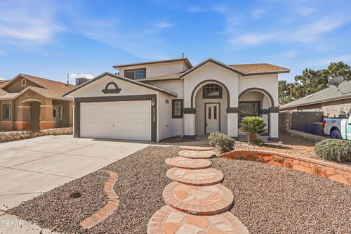 13738 Paseo Verde Dr, Horizon City, TX, 79928-8426 | Card Image