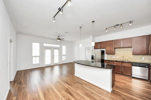 apt-355-6363 San Felipe St, Houston, TX, 77057-2702 | Card Image
