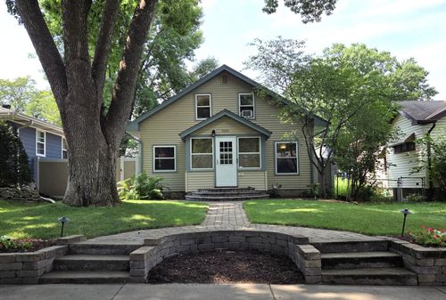5610 37th Ave S, Minneapolis, MN, 55417-2910 | Card Image