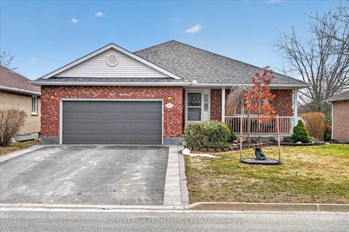 1426 Glenforest Cres, Peterborough, ON, K9K2J1 | Card Image