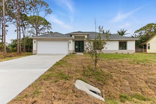 6002 Myrtle Dr, Fort Pierce, FL, 34982-7536 | Card Image