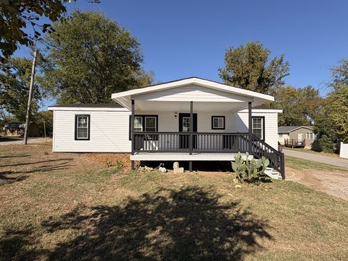 542 W Eastland St, Gallatin, TN, 37066-2769 | Card Image