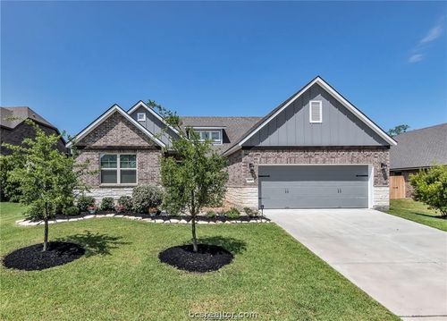 3461 Lockett Hall Cir, Bryan, TX, 77808-1402 | Card Image