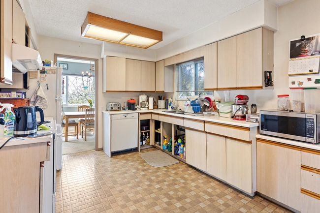 2630 Rogate Avenue, House other with 3 bedrooms, 1 bathrooms and 4 parking in Coquitlam BC | Image 13