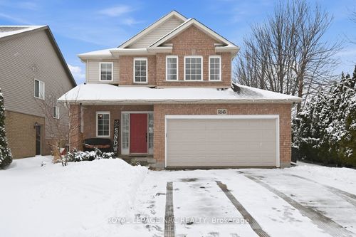 5245 White Dove Pky, Niagara Falls, ON, L2H3M5 | Card Image