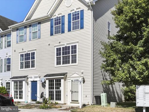 611 Hollowstone Rd, FREDERICK, MD, 21703-4541 | Card Image