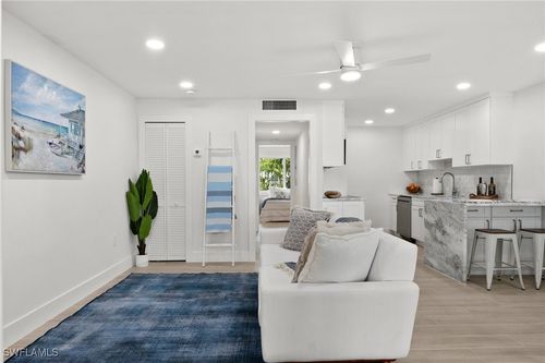 342-342 Harbour Dr, NAPLES, FL, 34103-4008 | Card Image