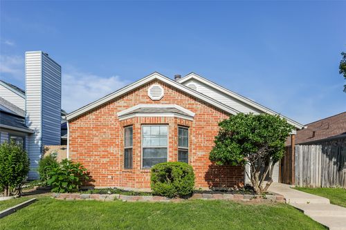 2805 Bridge Lake Dr, Irving, TX, 75060-6660 | Card Image