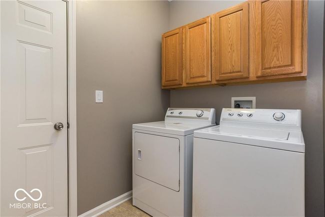 10910 Perry Pear Dr, Condo with 2 bedrooms, 3 bathrooms and null parking in Zionsville IN | Image 13