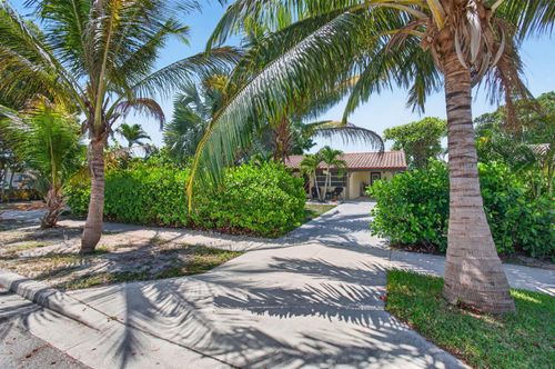 183 Harvard Dr, Lake Worth Beach, FL, 33460-6332 | Card Image