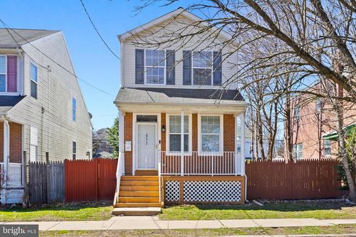 877 Park Ave, Trenton, NJ, 08629-2123 | Card Image