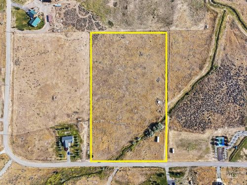 134 Parker Gulch Rd, Shoshone, ID, 83352-5304 | Card Image