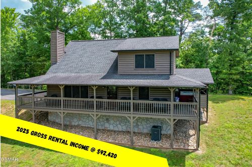 3619 Country Pines Way, Sevierville, TN, 37876-8788 | Card Image