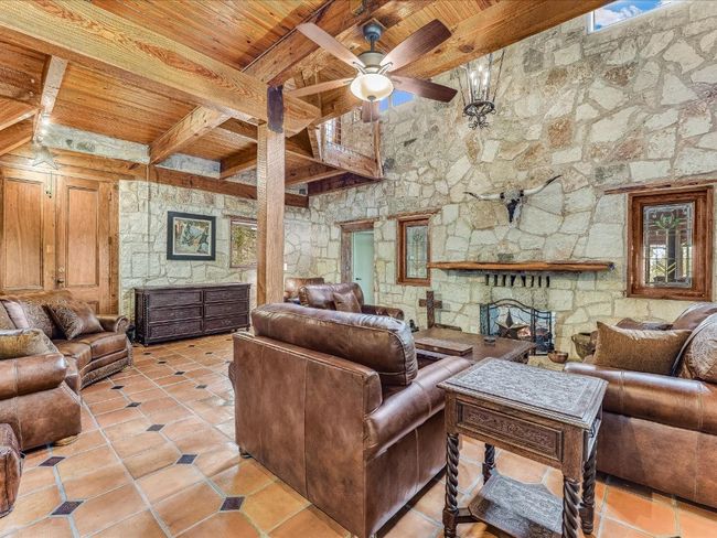 14423 Agarita Rd, House other with 3 bedrooms, 3 bathrooms and null parking in Austin TX | Image 12