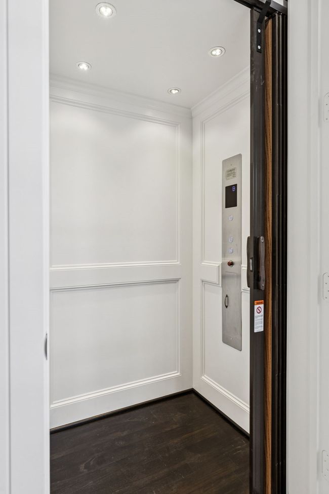 Full size residential elevator | Image 16