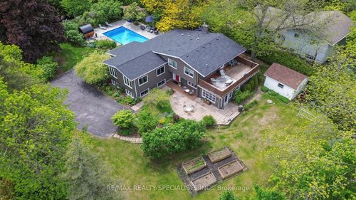 15 Credit St, Glen Williams, ON, L7G2W5 | Card Image