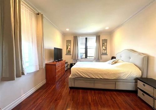 apt-4h-150 72nd Rd, Kew Garden Hl, NY, 11367-2126 | Card Image