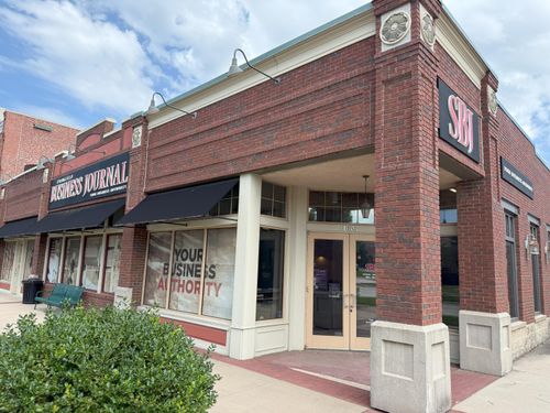 ste-b105-2101 W Chesterfield Blvd, Springfield, MO, 65807-6947 | Card Image