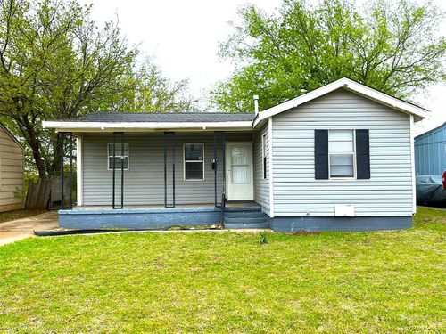 313 W Peach St, Midwest City, OK, 73110-5118 | Card Image