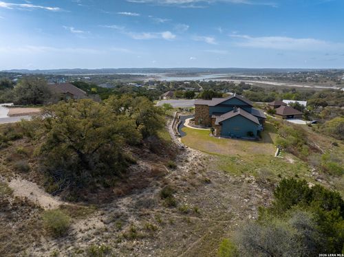 136 Spirit Cir, Spring Branch, TX, 78070-5022 | Card Image