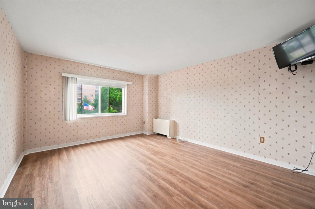 Residential in JENKINTOWN 5