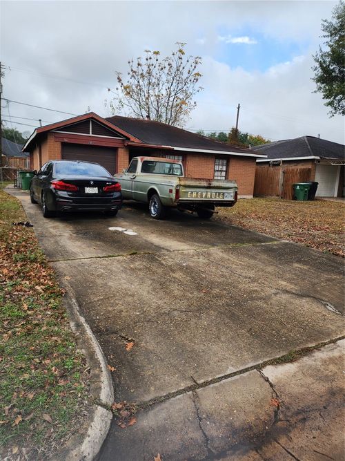 203 Woodard St, Houston, TX, 77009-1819 | Card Image