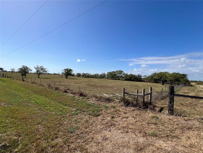 000 Redfish St, Home with 0 bedrooms, 0 bathrooms and null parking in Hitchcock TX | Image 12