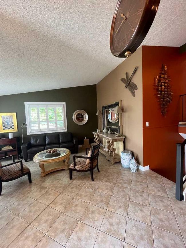 22 Iris Court Se, House other with 4 bedrooms, 3 bathrooms and 2 parking in Medicine Hat AB | Image 6