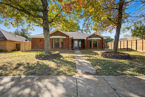 5313 Peninsula Way, Garland, TX, 75043-4288 | Card Image