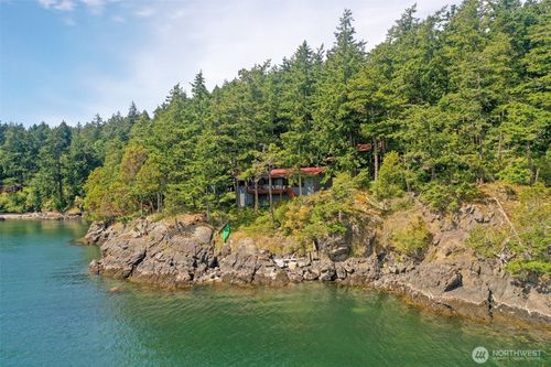 755 Ferry Rd, Lopez Island, WA, 98261-8673 | Card Image