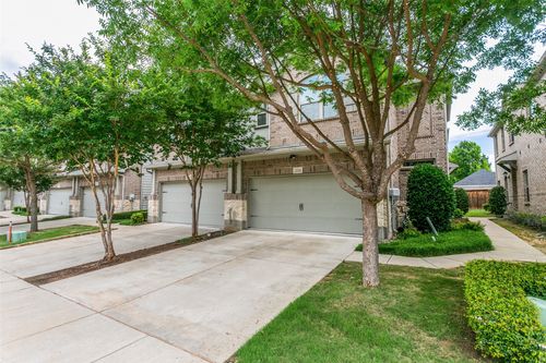 2324 Molly Ln, Plano, TX, 75074-3502 | Card Image
