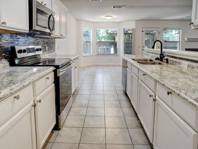 117 High Point Blvd, House other with 3 bedrooms, 3 bathrooms and null parking in Cedar Creek TX | Image 12