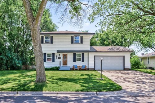 4309 78th Ave N, Brooklyn Park, MN, 55443-3403 | Card Image