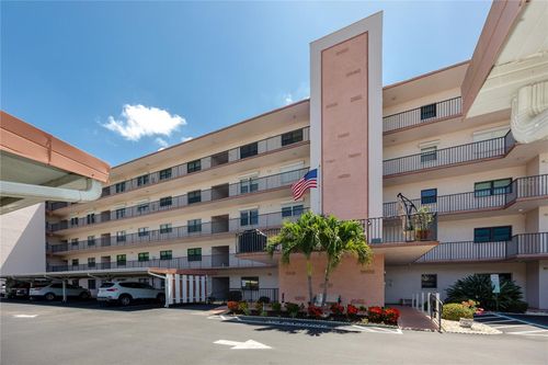 307-8174 Terrace Garden Dr N, ST PETERSBURG, FL, 33709-1081 | Card Image