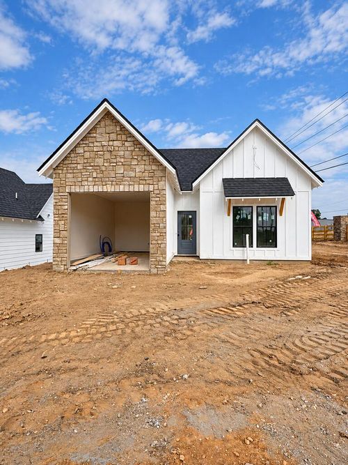 7 Nelli Street, Phenix City, AL, 36870 | Card Image