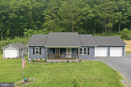 4111 Moreland Gap Rd, New Market, VA, 22844-3721 | Card Image