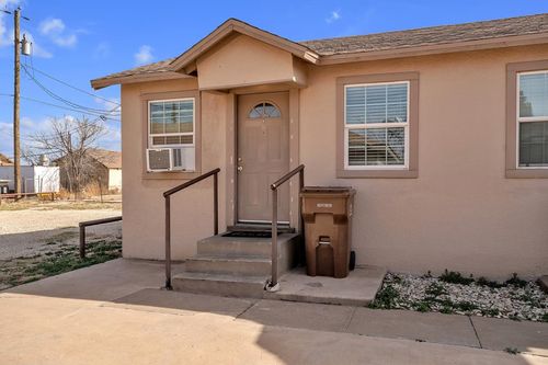 d-2107 S Main St, Big Spring, TX, 79720-5560 | Card Image