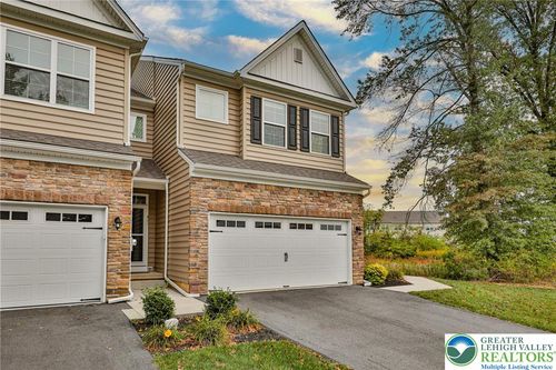 439 Gray Feather Way, ALLENTOWN, PA, 18104-8302 | Card Image