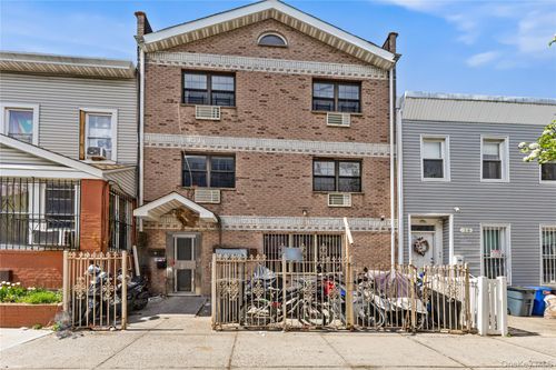 18 Kane Pl, Brooklyn, NY, 11233-3033 | Card Image